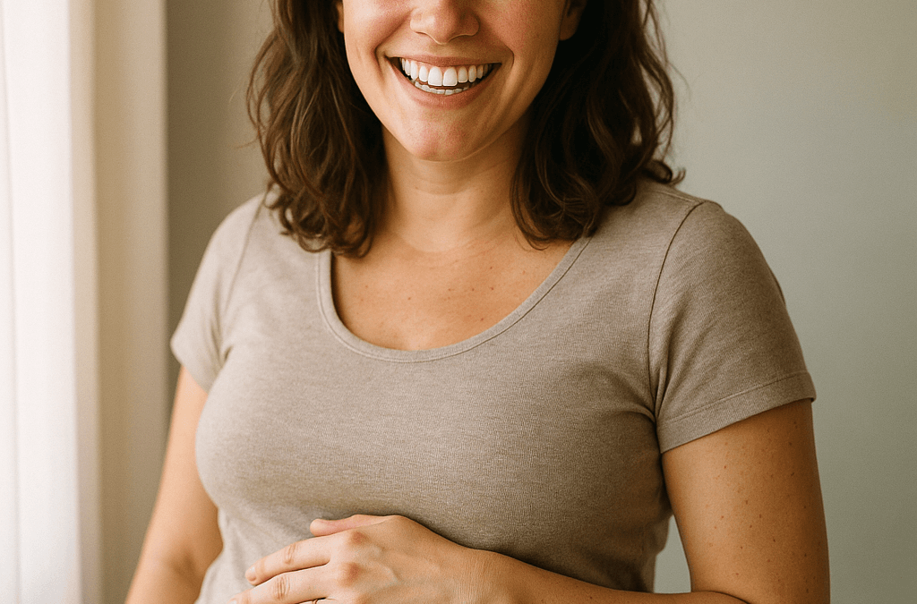 Pregnant woman smiling with healthy teeth — dental care during pregnancy, Dr Chalita le Roux, Roodepoort